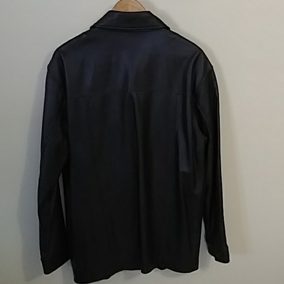 Danier leather Jacket - Picture 2 of 7